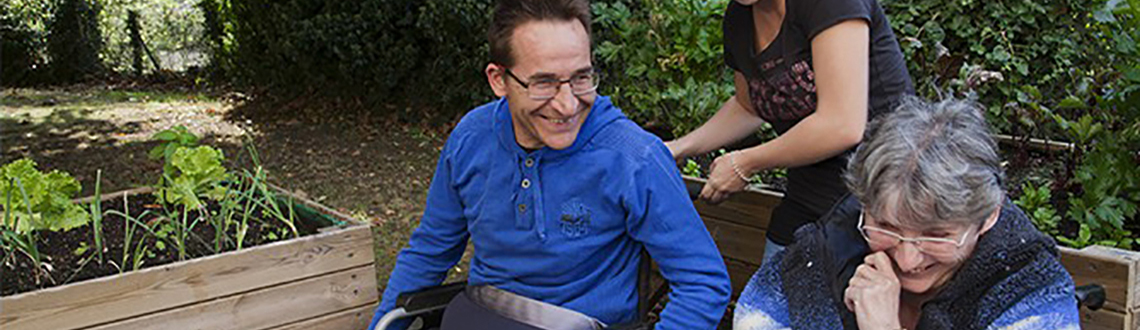 Ensemble, pour les personnes cérébrolésées