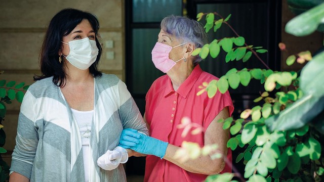 Le service d’aides et de soins à domicile Atmosphère rejoint Partage et Vie