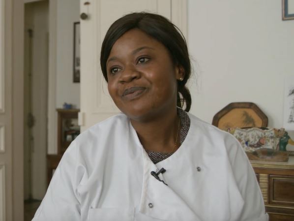 Charilatou, auxiliaire de vie