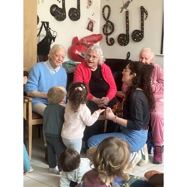 De 3 mois à 90 ans, l’âge s’efface quand on partage la musique