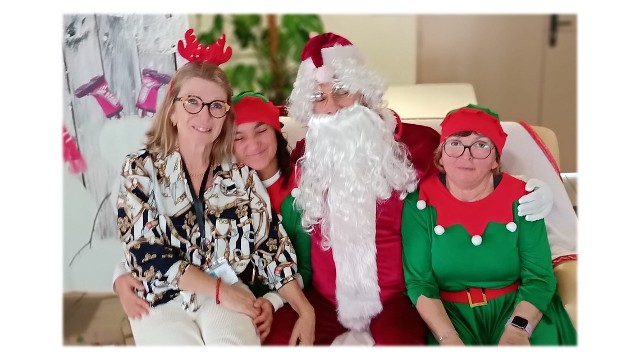 Un Noël partagé entre générations à la résidence De Raymond