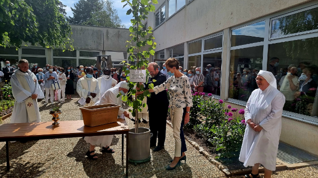 Bienvenue aux « Tilleuls de Jeanne » !