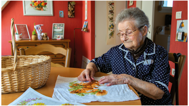 La maison de retraite médicalisée Les Trois Roses à Épernay fête ses 30 ans